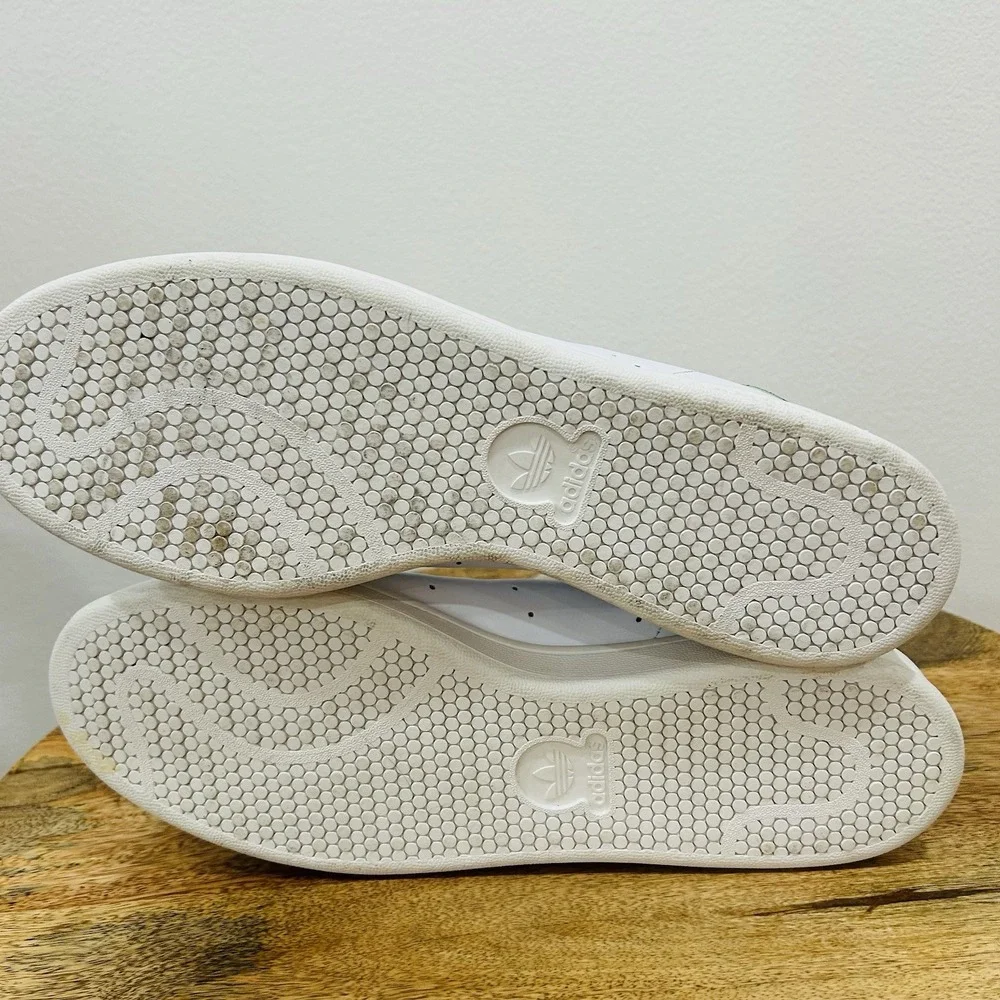 adidas gently worn